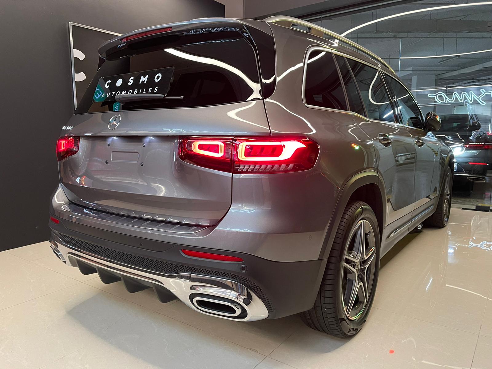 the-all-new-mercedes-benz-glb200-amg-line-5